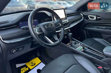 Внедорожник / Кроссовер Jeep Compass 2022 в 