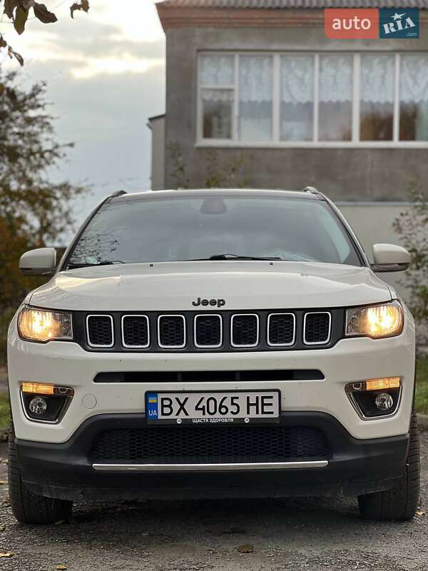 Внедорожник / Кроссовер Jeep Compass 2017 в Дунаевцах
