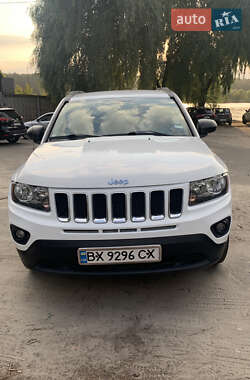 Внедорожник / Кроссовер Jeep Compass 2015 в Киеве