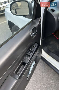 Внедорожник / Кроссовер Jeep Compass 2014 в Киеве