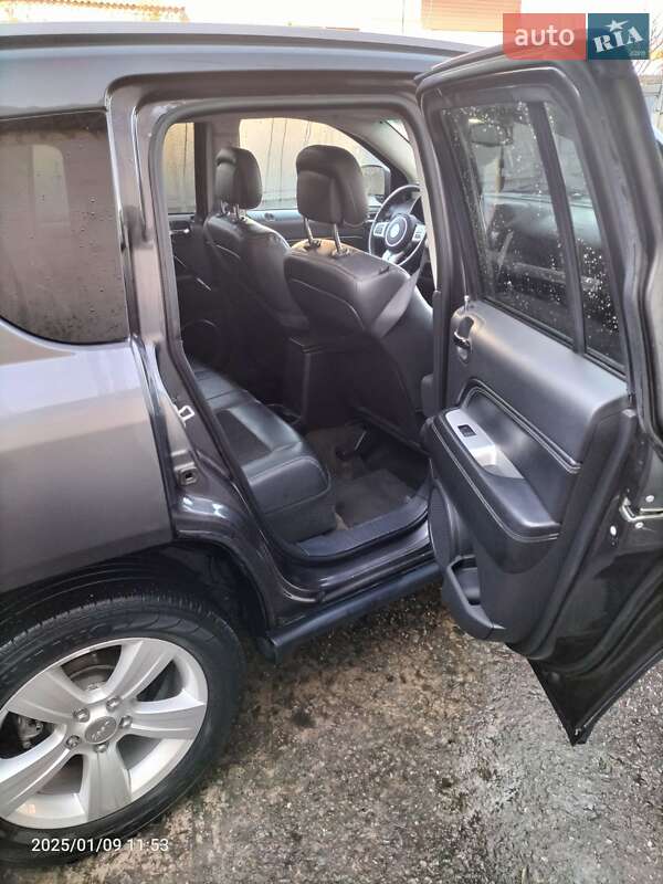 Внедорожник / Кроссовер Jeep Compass 2016 в Каменском
