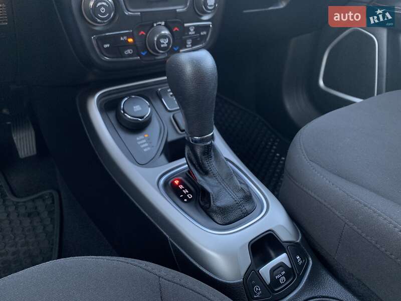 Внедорожник / Кроссовер Jeep Compass 2020 в Каменец-Подольском