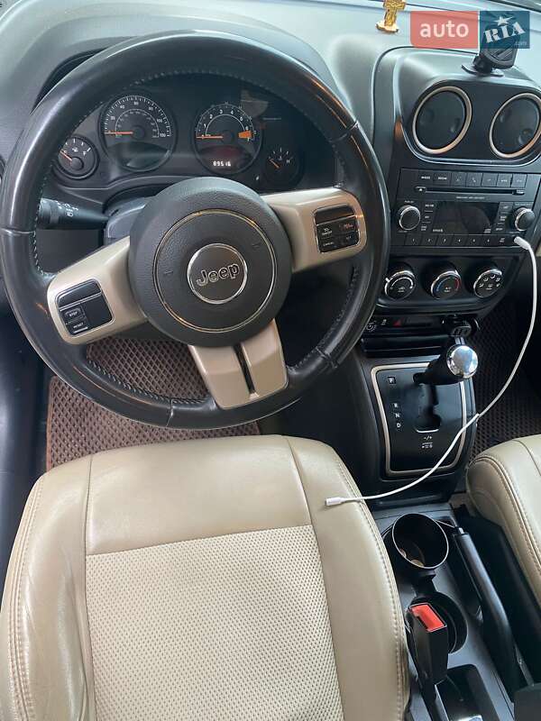Внедорожник / Кроссовер Jeep Compass 2016 в Кременце