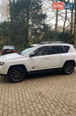 Внедорожник / Кроссовер Jeep Compass 2016 в 