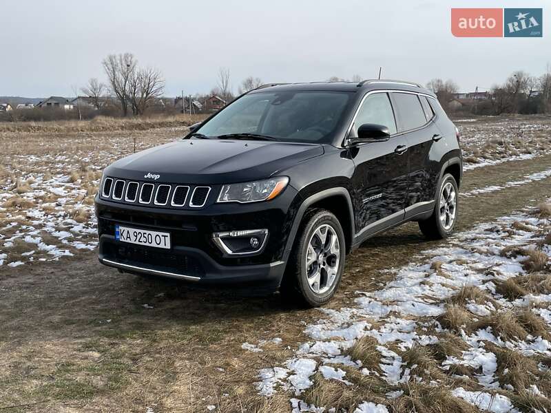 Внедорожник / Кроссовер Jeep Compass 2020 в Киеве