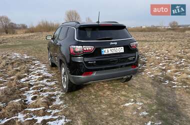 Внедорожник / Кроссовер Jeep Compass 2020 в Киеве