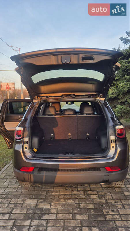 Позашляховик / Кросовер Jeep Compass 2023 в Дніпрі