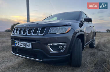 Внедорожник / Кроссовер Jeep Compass 2020 в 