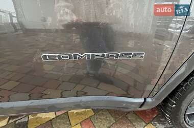 Внедорожник / Кроссовер Jeep Compass 2018 в 