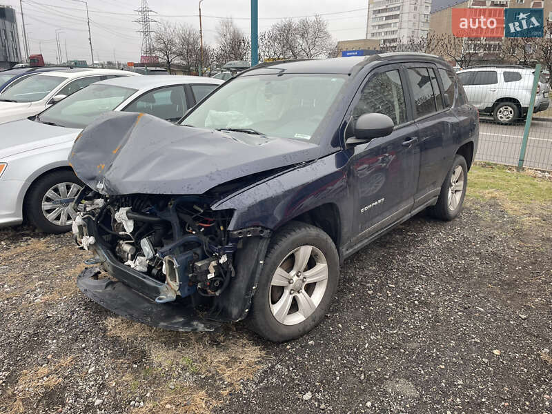 Позашляховик / Кросовер Jeep Compass 2015 в Києві