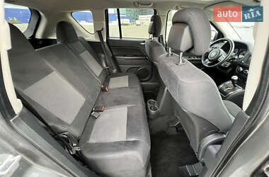 Внедорожник / Кроссовер Jeep Compass 2012 в 