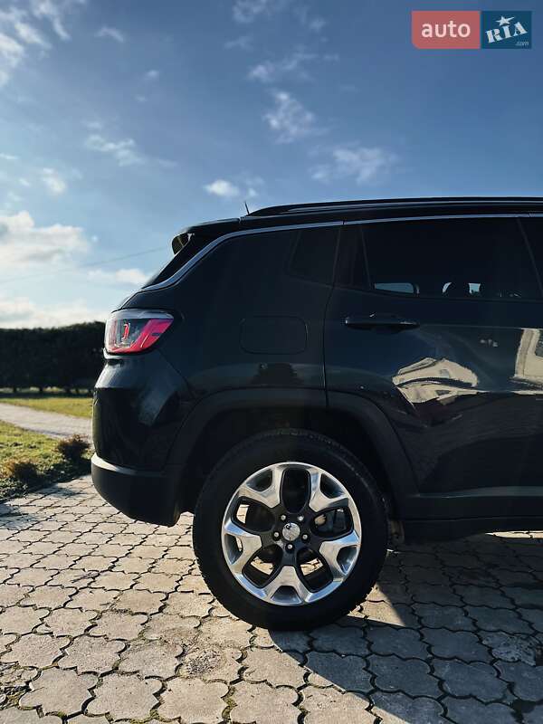 Внедорожник / Кроссовер Jeep Compass 2017 в Золочеве
