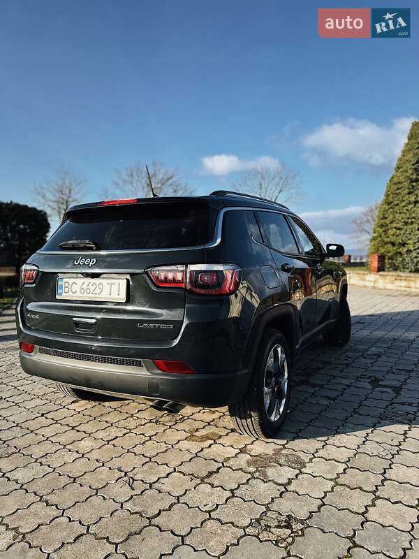 Внедорожник / Кроссовер Jeep Compass 2017 в Золочеве
