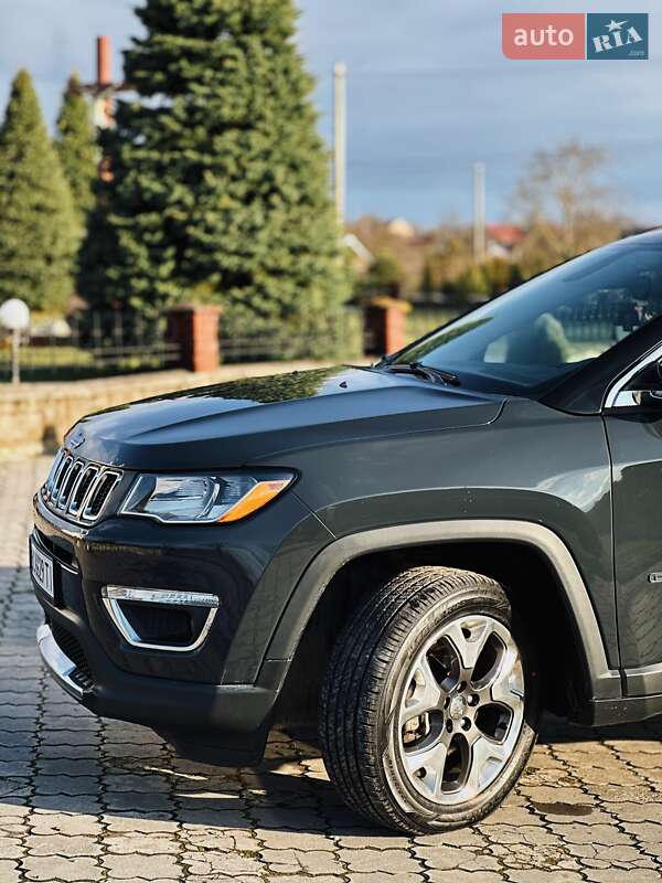 Внедорожник / Кроссовер Jeep Compass 2017 в Золочеве