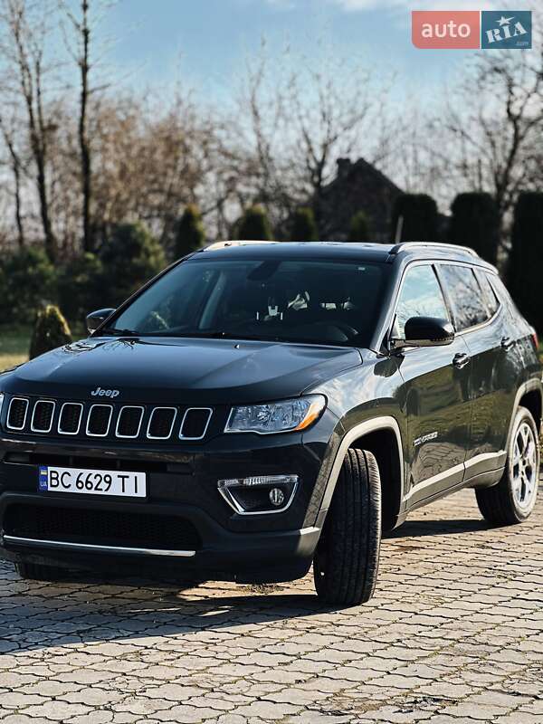 Внедорожник / Кроссовер Jeep Compass 2017 в Золочеве