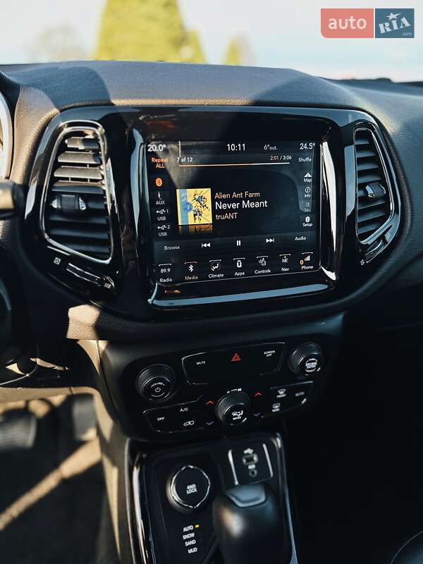 Внедорожник / Кроссовер Jeep Compass 2017 в Золочеве