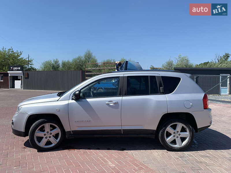 Внедорожник / Кроссовер Jeep Compass 2011 в Ровно