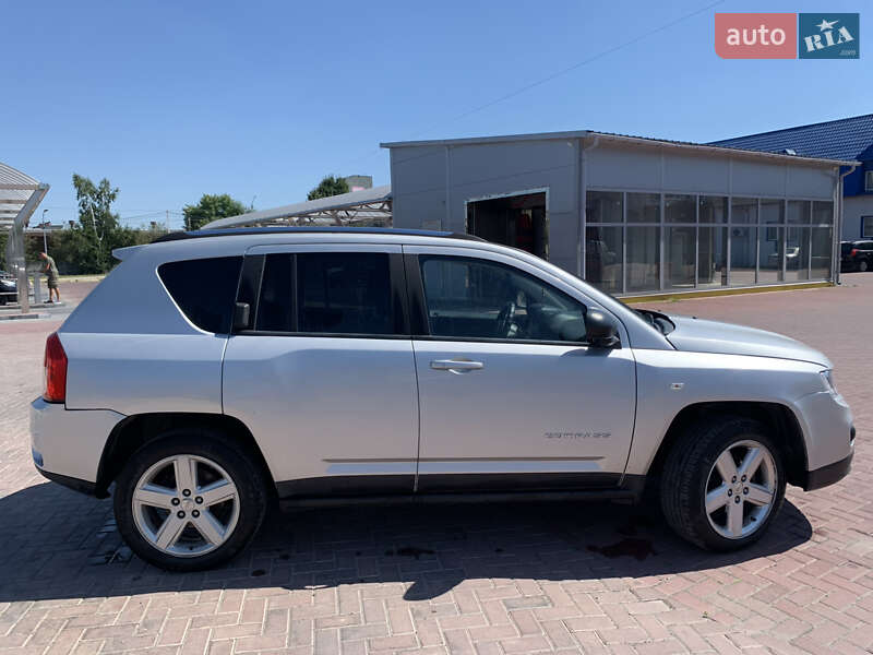 Внедорожник / Кроссовер Jeep Compass 2011 в Ровно