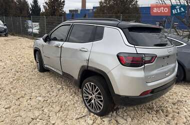 Позашляховик / Кросовер Jeep Compass 2024 в 