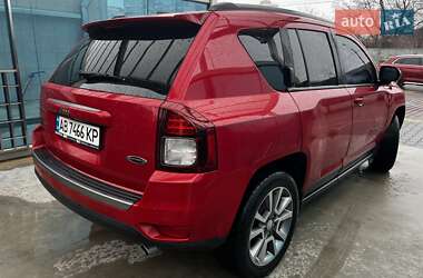 Внедорожник / Кроссовер Jeep Compass 2016 в 