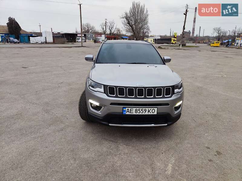 Внедорожник / Кроссовер Jeep Compass 2017 в Никополе