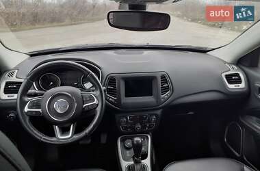 Внедорожник / Кроссовер Jeep Compass 2019 в 
