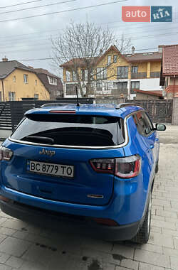 Внедорожник / Кроссовер Jeep Compass 2017 в 