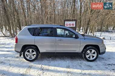 Внедорожник / Кроссовер Jeep Compass 2016 в Киеве