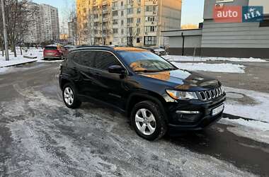 Внедорожник / Кроссовер Jeep Compass 2017 в Киеве