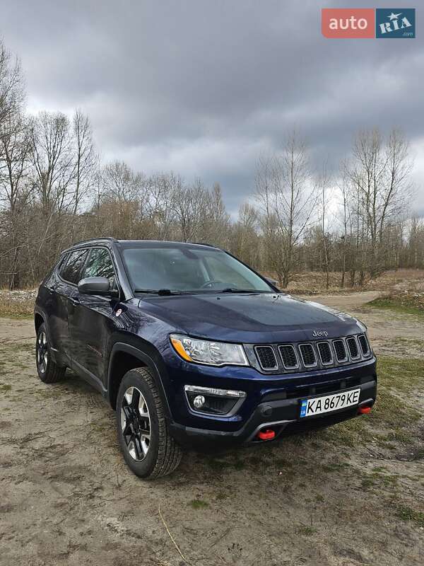 Внедорожник / Кроссовер Jeep Compass 2017 в 