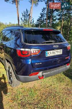Внедорожник / Кроссовер Jeep Compass 2017 в 