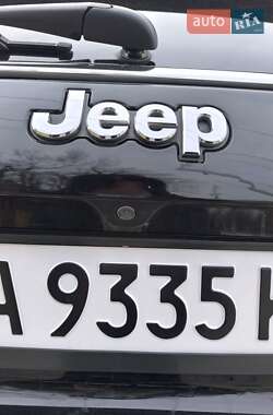 Внедорожник / Кроссовер Jeep Compass 2017 в 