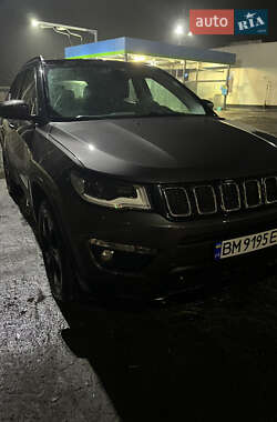 Внедорожник / Кроссовер Jeep Compass 2018 в 