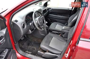Внедорожник / Кроссовер Jeep Compass 2013 в 