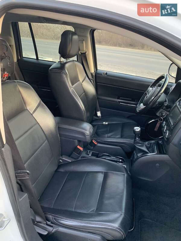 Позашляховик / Кросовер Jeep Compass 2012 в Чернівцях