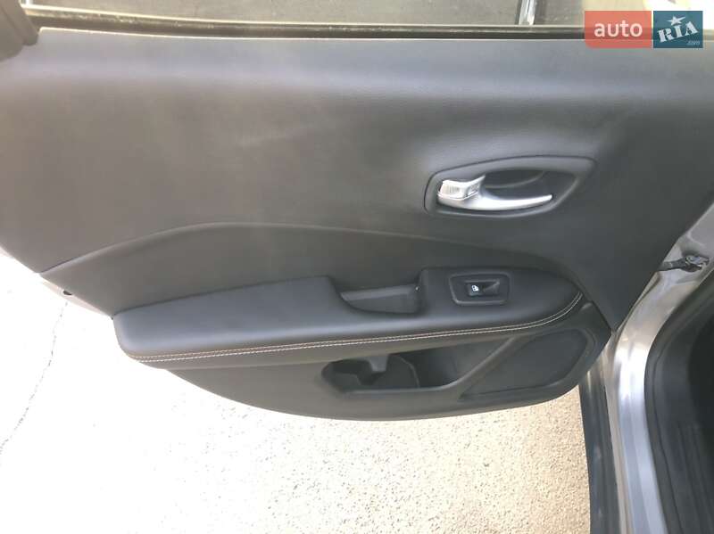 Позашляховик / Кросовер Jeep Compass 2018 в Києві