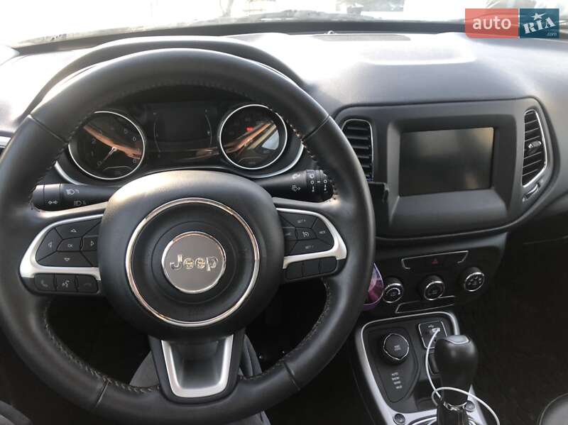 Внедорожник / Кроссовер Jeep Compass 2018 в Киеве