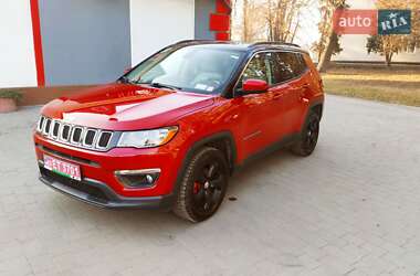 Позашляховик / Кросовер Jeep Compass 2018 в 