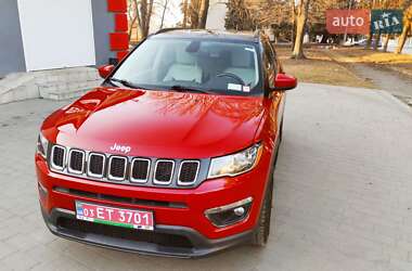 Позашляховик / Кросовер Jeep Compass 2018 в 