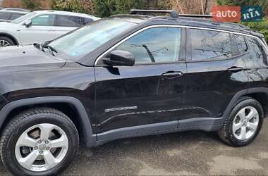 Внедорожник / Кроссовер Jeep Compass 2018 в 