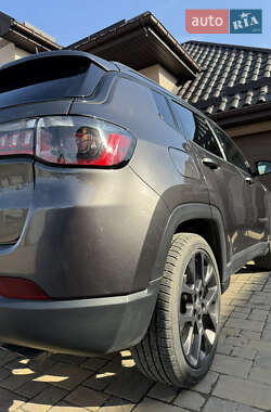 Внедорожник / Кроссовер Jeep Compass 2021 в 