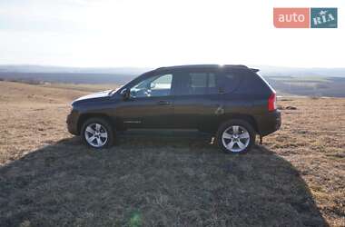 Внедорожник / Кроссовер Jeep Compass 2011 в Черновцах