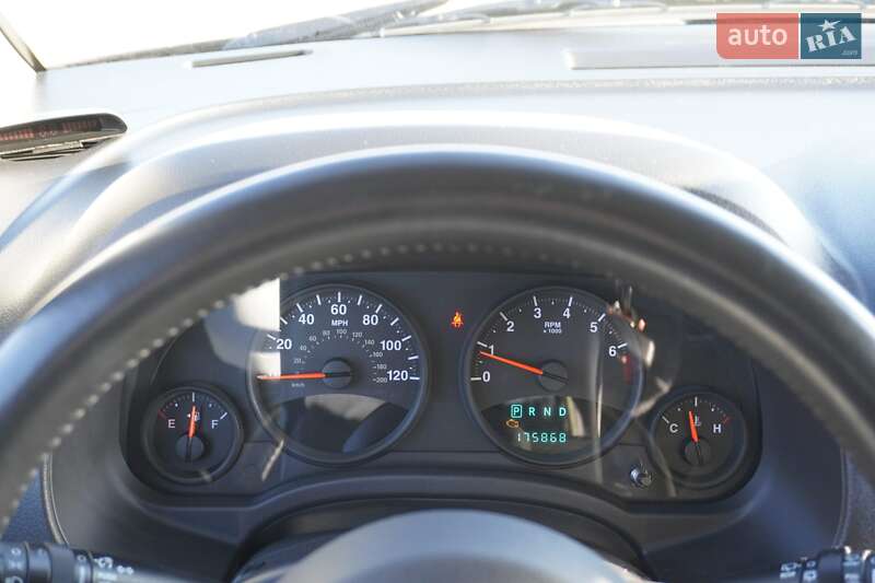 Внедорожник / Кроссовер Jeep Compass 2011 в Черновцах
