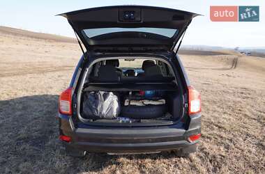 Внедорожник / Кроссовер Jeep Compass 2011 в Черновцах