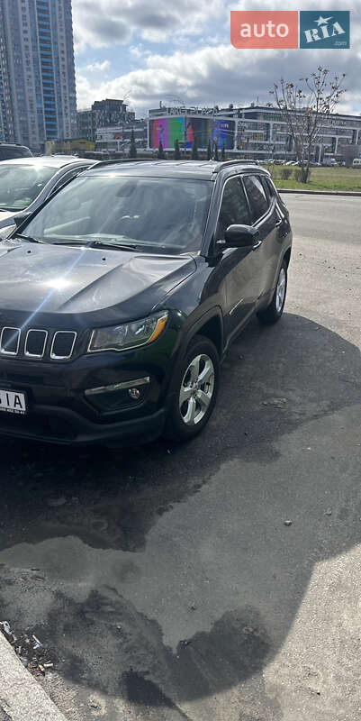 Внедорожник / Кроссовер Jeep Compass 2018 в Киеве