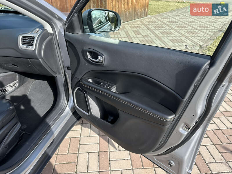 Внедорожник / Кроссовер Jeep Compass 2020 в Броварах