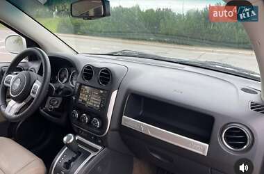 Позашляховик / Кросовер Jeep Compass 2013 в 