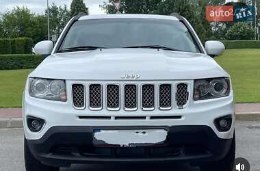 Позашляховик / Кросовер Jeep Compass 2013 в 