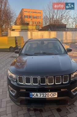 Внедорожник / Кроссовер Jeep Compass 2019 в 