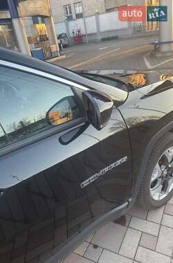 Внедорожник / Кроссовер Jeep Compass 2019 в 